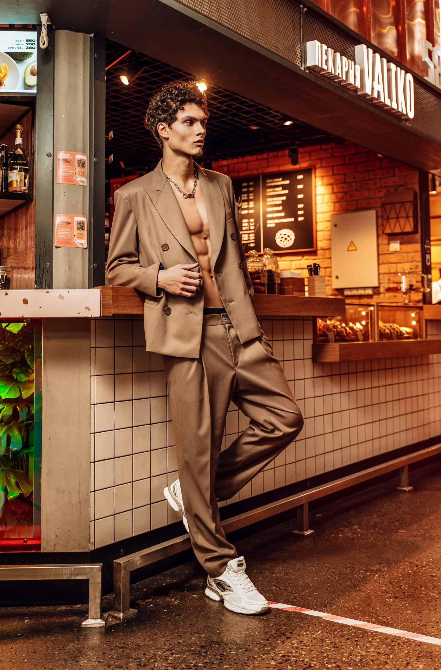 Market in the City — Creme de la Creme editorial for VOUS Magazine