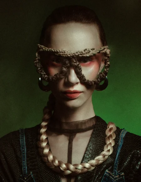 Put Your Lights on — Street editorial by Katarzyna Niwinska for VOUS Magazine