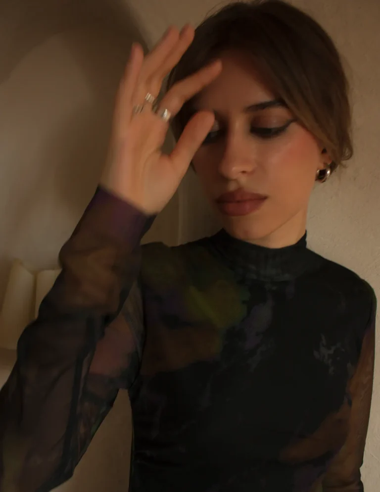 Beautiful evening — Fashion & Beauty editorial by Ekaterina Morozova for VOUS Magazine
