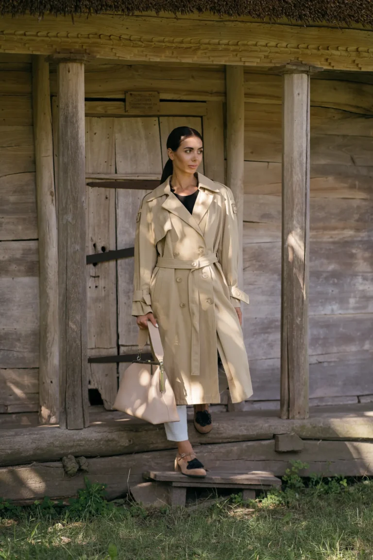 Holiday — Street editorial for VOUS Magazine