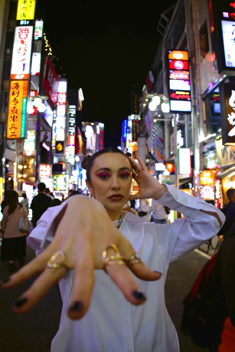 Night walk in Tokyo — Street editorial by Gou Gemma for VOUS Magazine