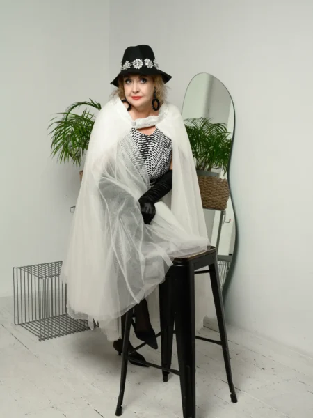 Black and white fantasy — Fashion & Beauty editorial by Farid Almukhametov for VOUS Magazine
