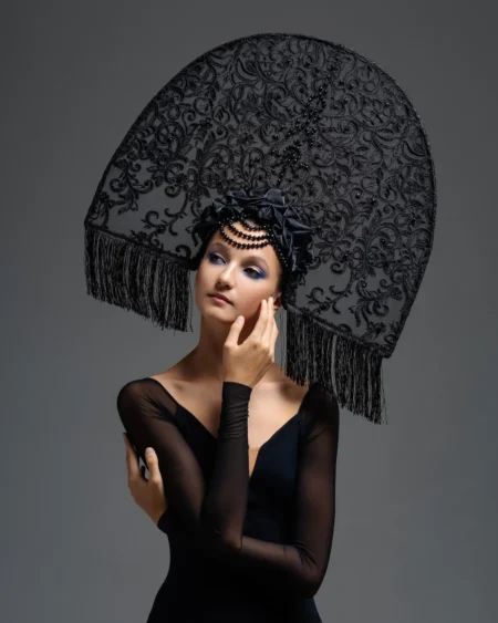 Nicole — Fashion & Beauty editorial by Tasha Cherkasova for VOUS Magazine