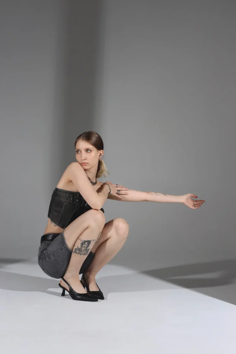 Svetlana — Fashion & Beauty editorial by Evgeny Burlakov for VOUS Magazine