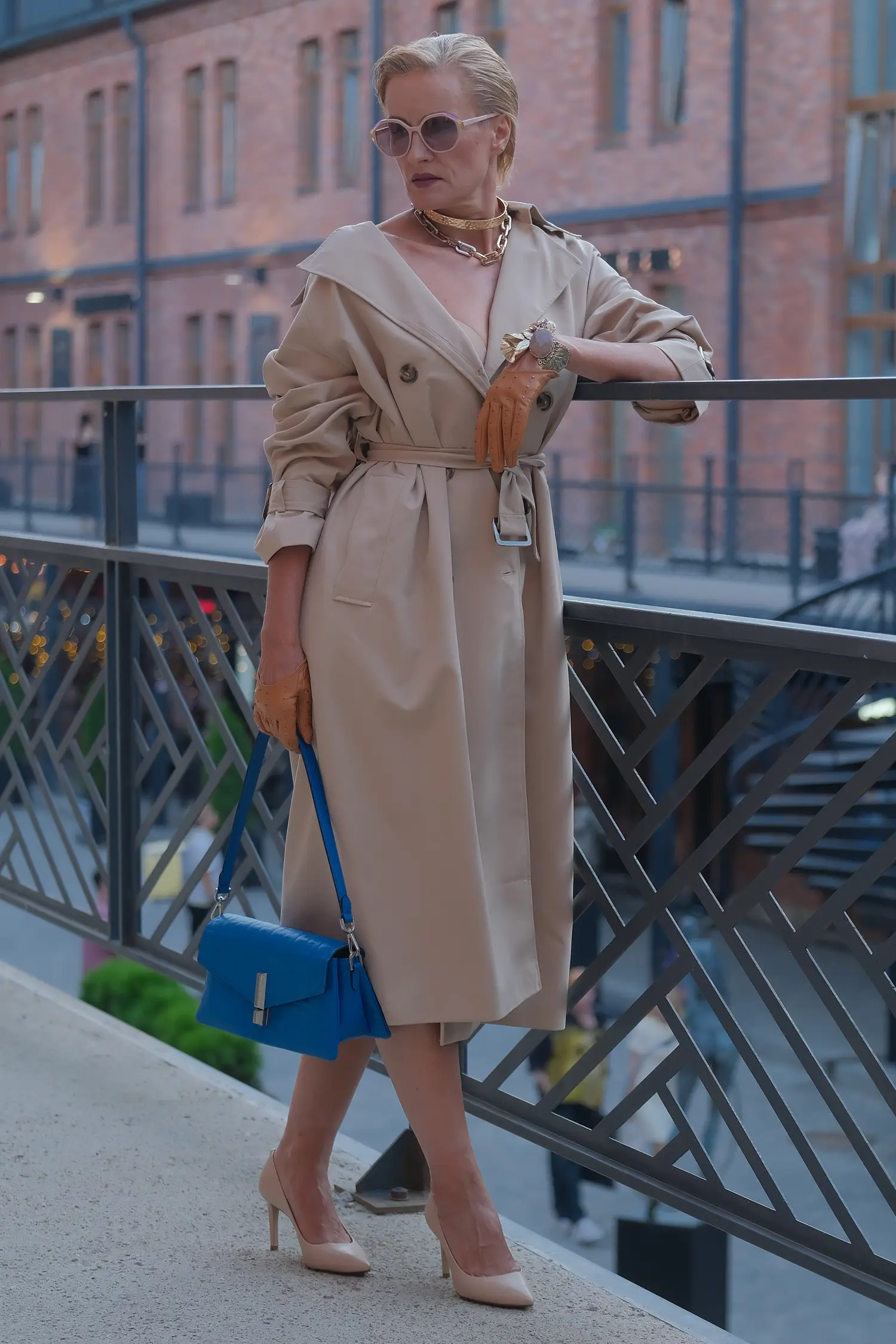 Svetlana — Street editorial by Aleksandr Shvedov for VOUS Magazine