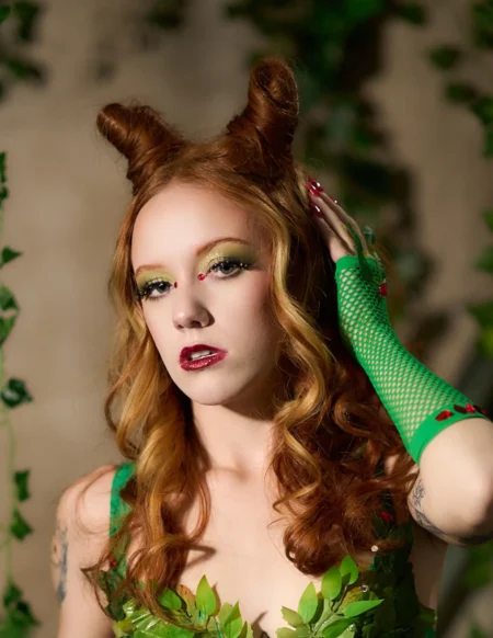 Amara in Green — Boudoir editorial by Noun Photography - Greg Snider for VOUS Magazine