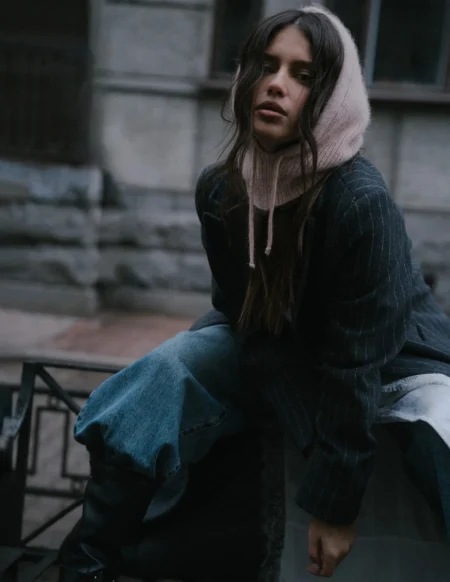 Ksenya Nepokrytova — Portrait editorial by Liubov Kitaeva for VOUS Magazine