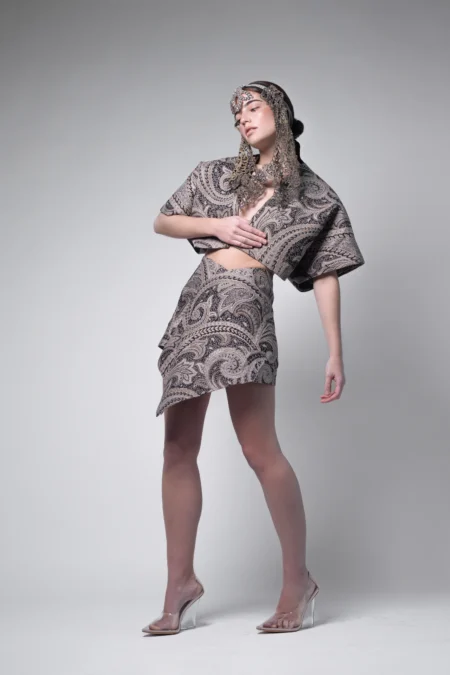 Royal Beauty — Fashion & Beauty editorial by Harris Davey Jr. for VOUS Magazine