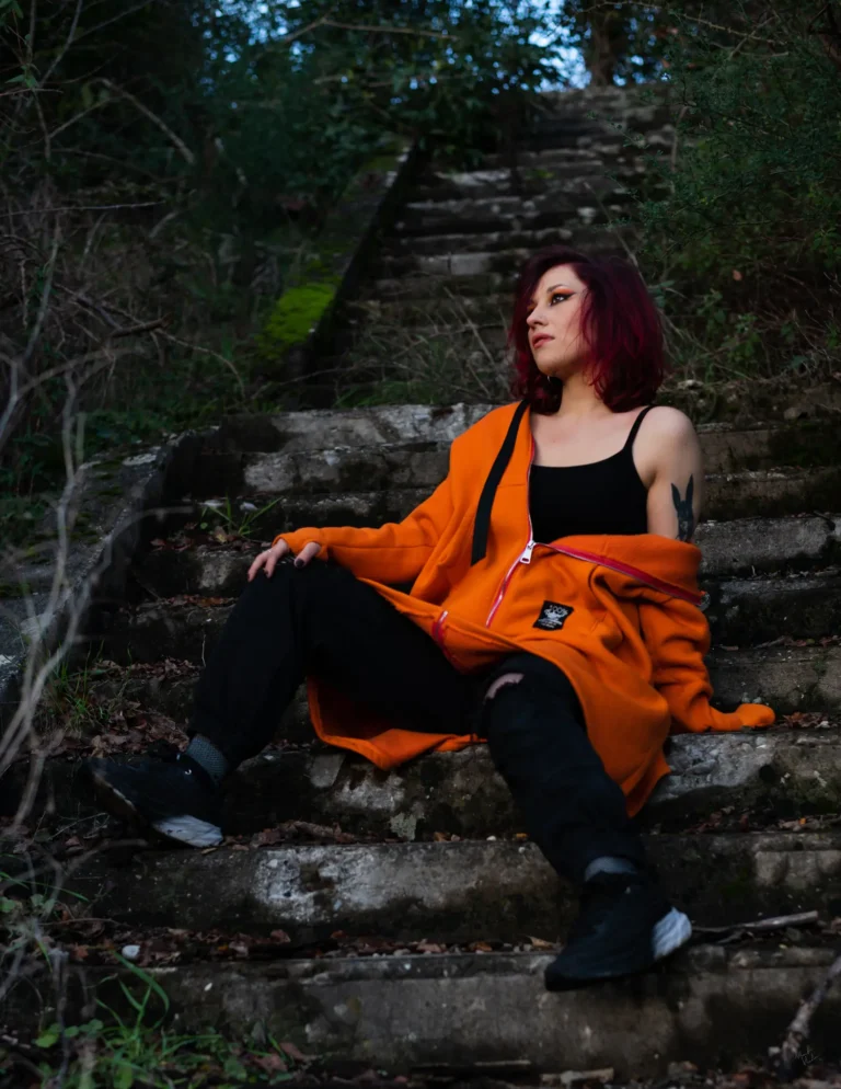 Cold sun — Fashion & Beauty editorial by Matteo Fochesato for VOUS Magazine