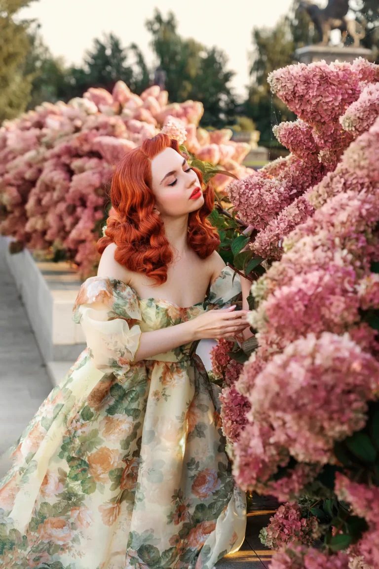 Pink Dreams — Fashion & Beauty editorial by Юлия Зотова for VOUS Magazine
