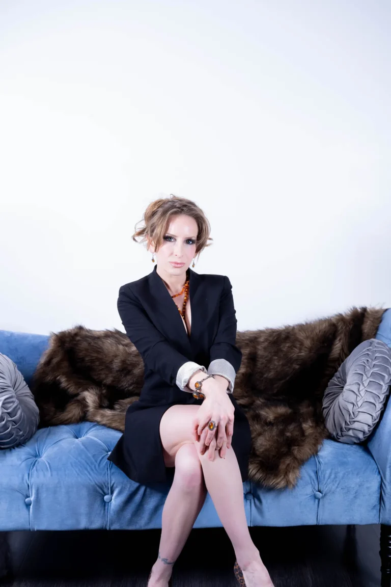 All Business — Fashion editorial by Jessica Tardiff for VOUS Magazine
