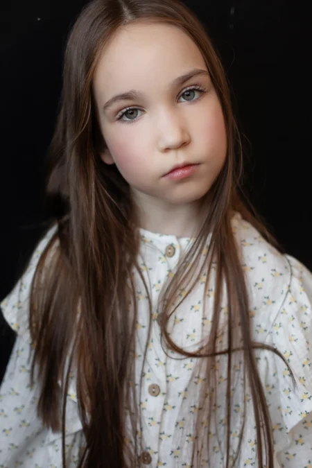 Flawless portraits — Teen editorial by Vlada Bylich for VOUS Magazine