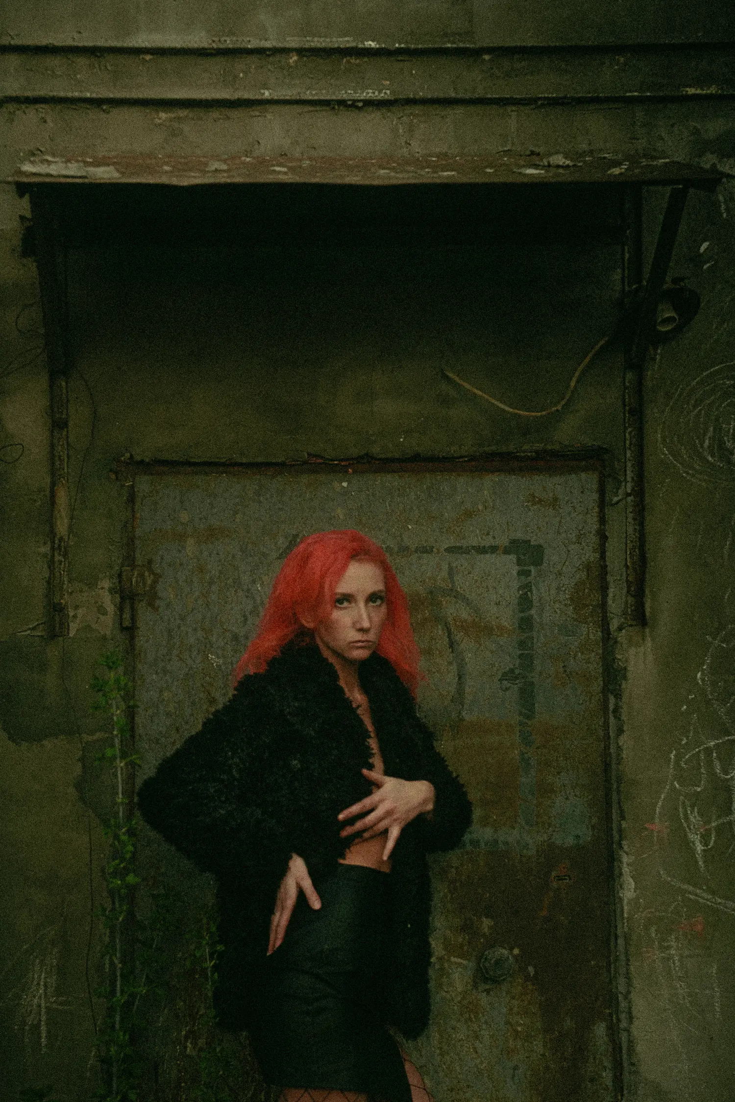 Katty — Fashion editorial by Valleri Shama for VOUS Magazine