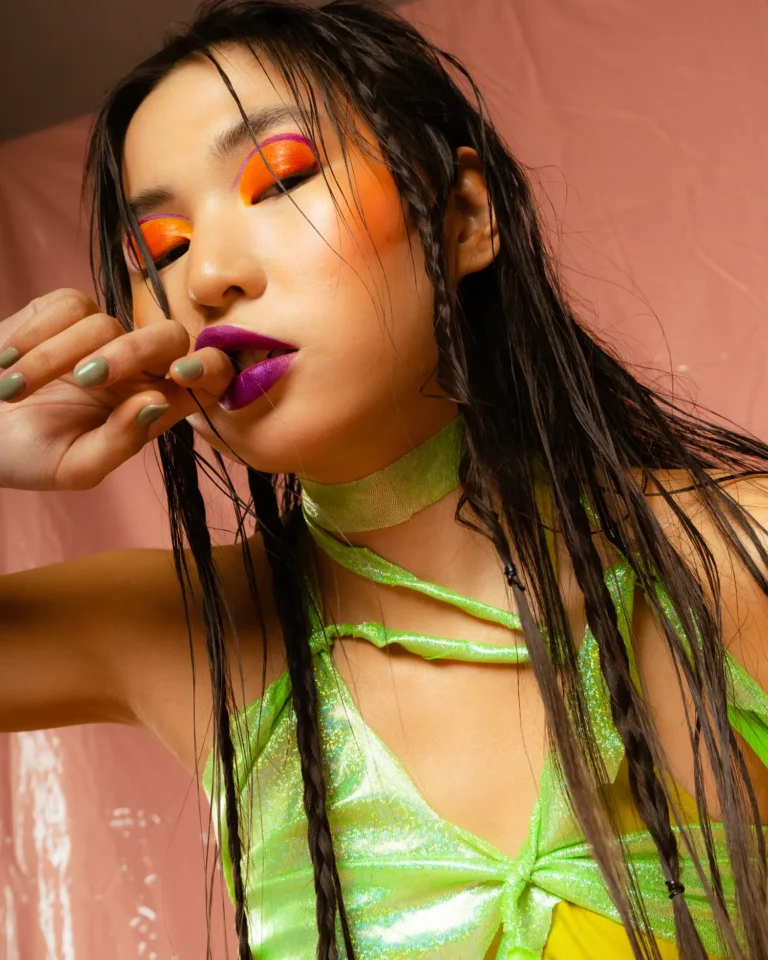 Photo Project Creativity — Fashion editorial by Вероника Кузнецова for VOUS Magazine