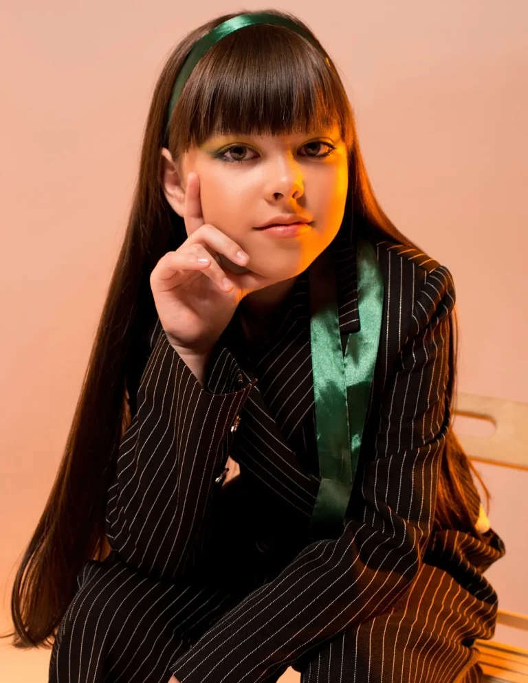 Anastasia — Teen editorial by Korchagina Svetlana for VOUS Magazine