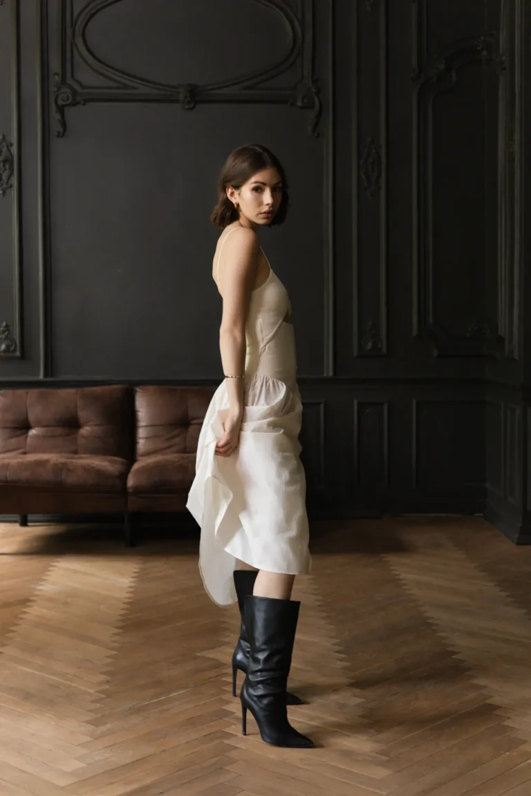Karolina Michalik — Portrait editorial by Adrian Szadkowski for VOUS Magazine