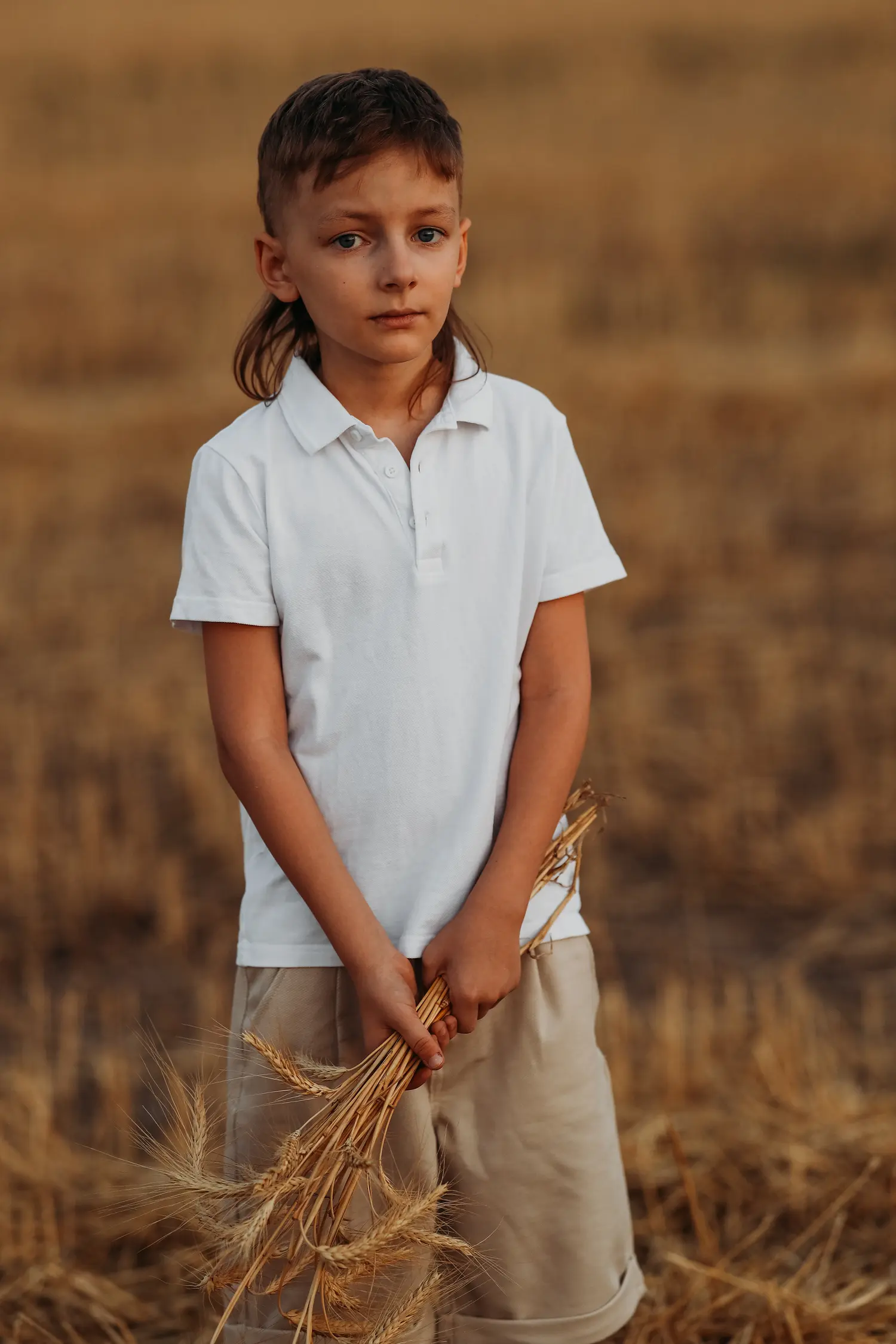 August in the field — Teen editorial by Inessa Yurovskikh for VOUS Magazine
