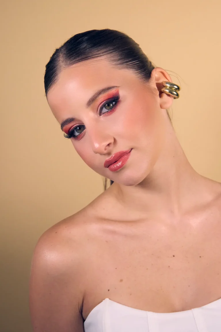 Make-up Peach — Teen editorial by Carmine Frascella for VOUS Magazine
