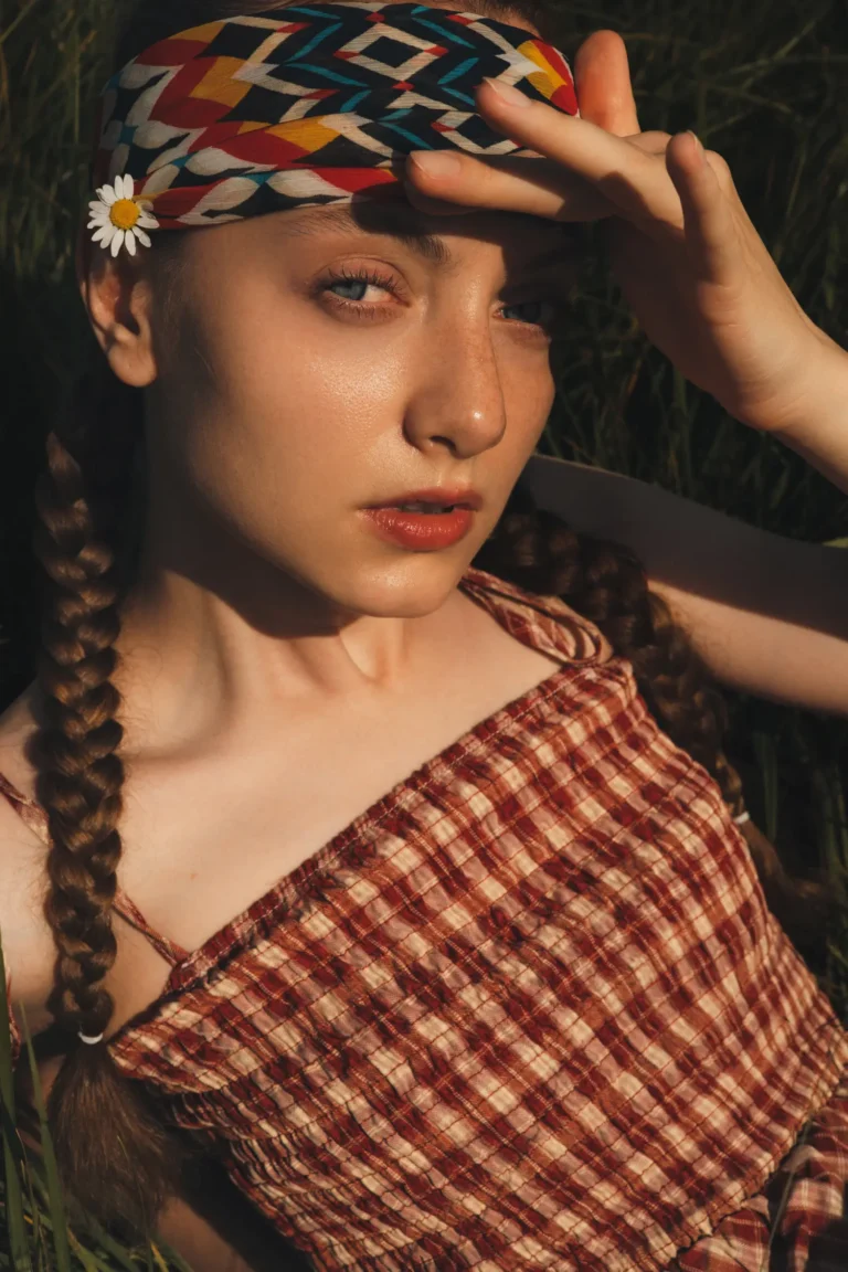 Romantic hippie — Beauty editorial by Olga Koba for VOUS Magazine