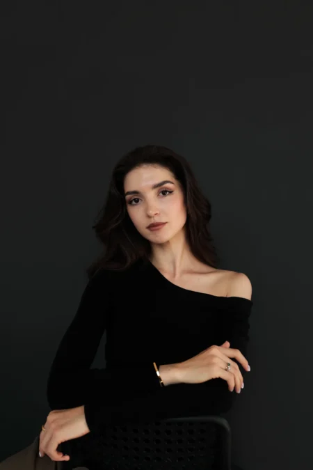 Self-styled — Portrait editorial for VOUS Magazine