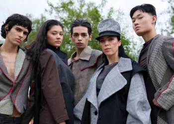 Hooldra Bridges Generations with Sustainable Fashion