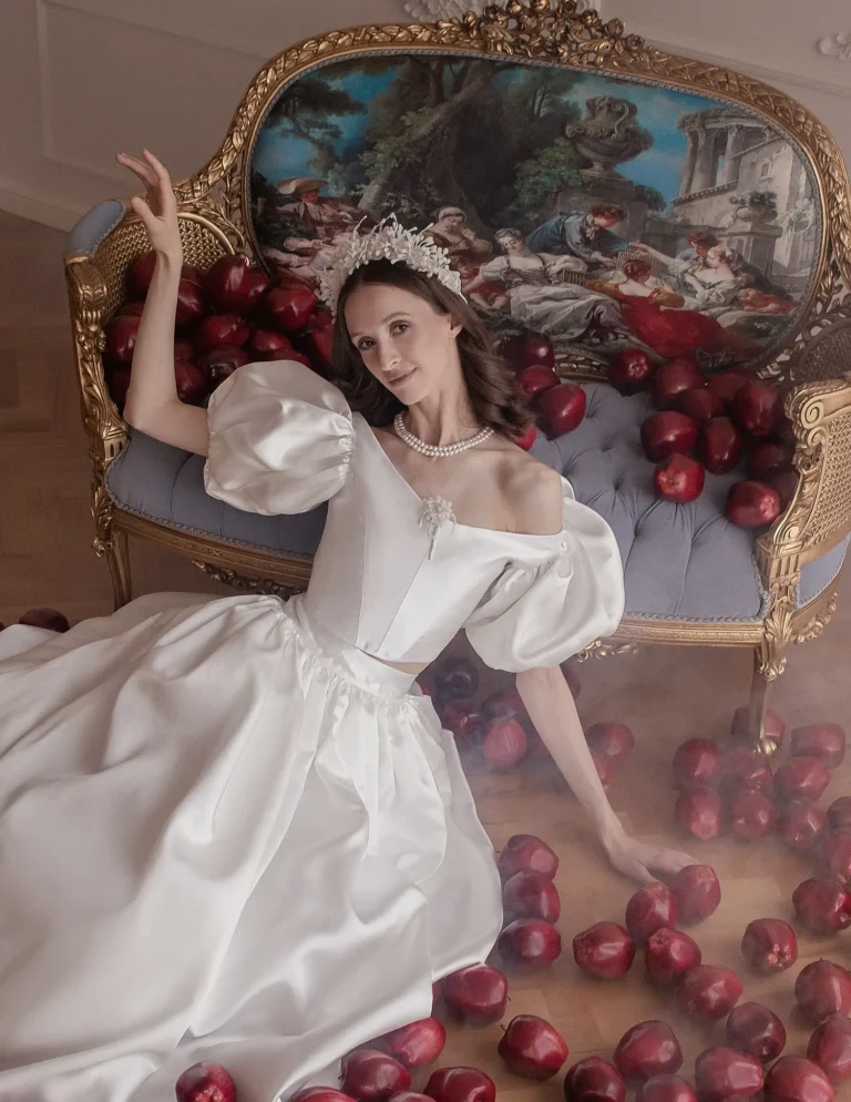 The bride — Wedding editorial by Tatiana Tochelovskaya for VOUS Magazine
