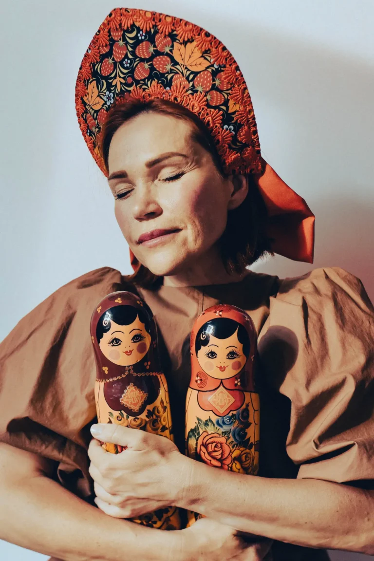 Mother — Portrait editorial by Bogachkina Liudmila for VOUS Magazine