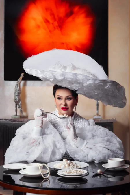 Tea party in the style of the old aristocracy — Fashion editorial by Farid Almukhametov for VOUS Magazine