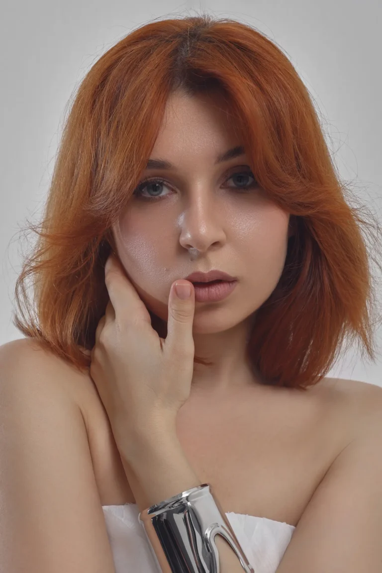 Alexandra — Fashion editorial for VOUS Magazine
