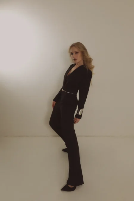 Maria — Fashion editorial for VOUS Magazine