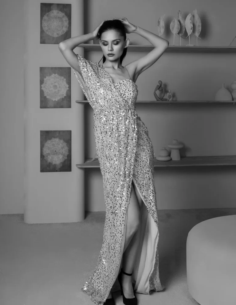 Beauty and charisma — Beauty editorial by Andrey Puhach for VOUS Magazine
