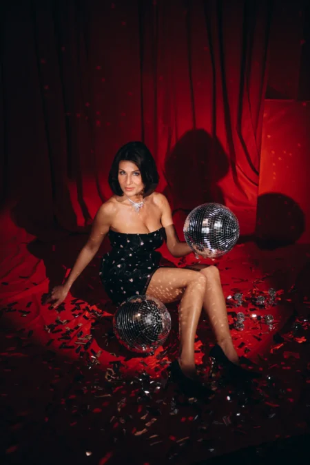 New Year's party — Portrait editorial by Ekaterina Chernoutskaya for VOUS Magazine