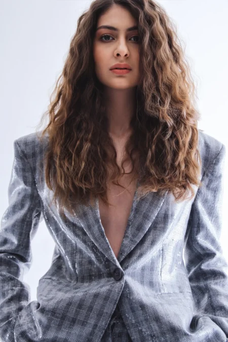 Diana — Portrait editorial for VOUS Magazine