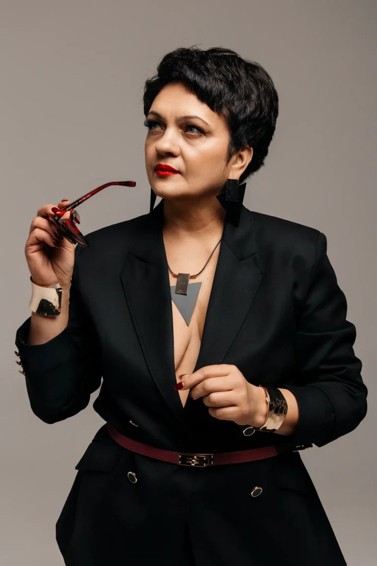 The art of being beautiful — VOUS Magazine · The February Fashion Edition · Vol.4 · 2026