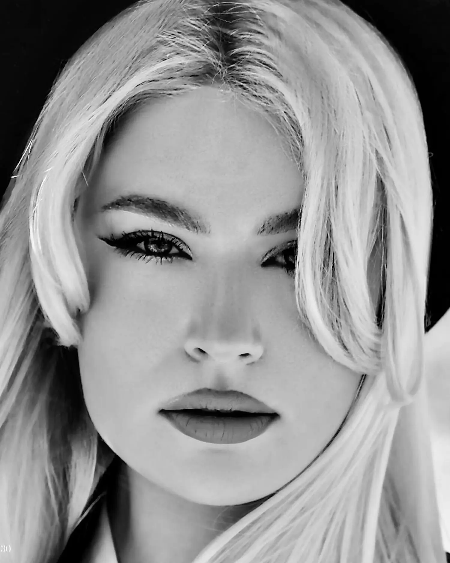 Chic Beauty — Beauty editorial by Charles Stephen for VOUS Magazine