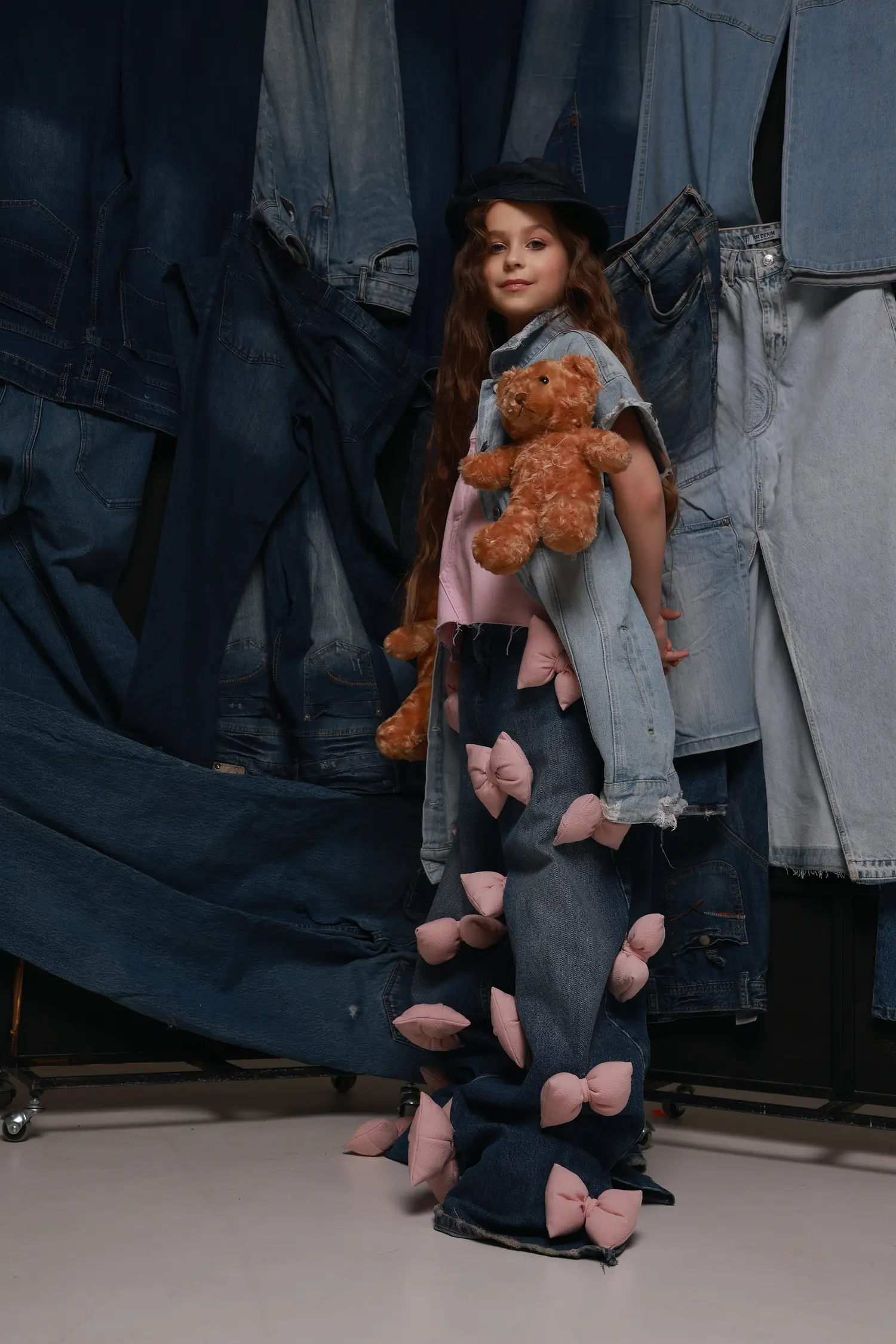 Eva — Teen editorial for VOUS Magazine
