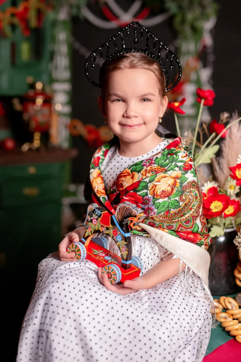 The origins — VOUS Magazine · The April Teen Edition · Vol.5 · 2026