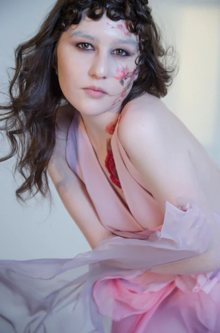 My flower dreams — Fashion editorial by Photographer Maria Ovsyannikova for VOUS Magazine
