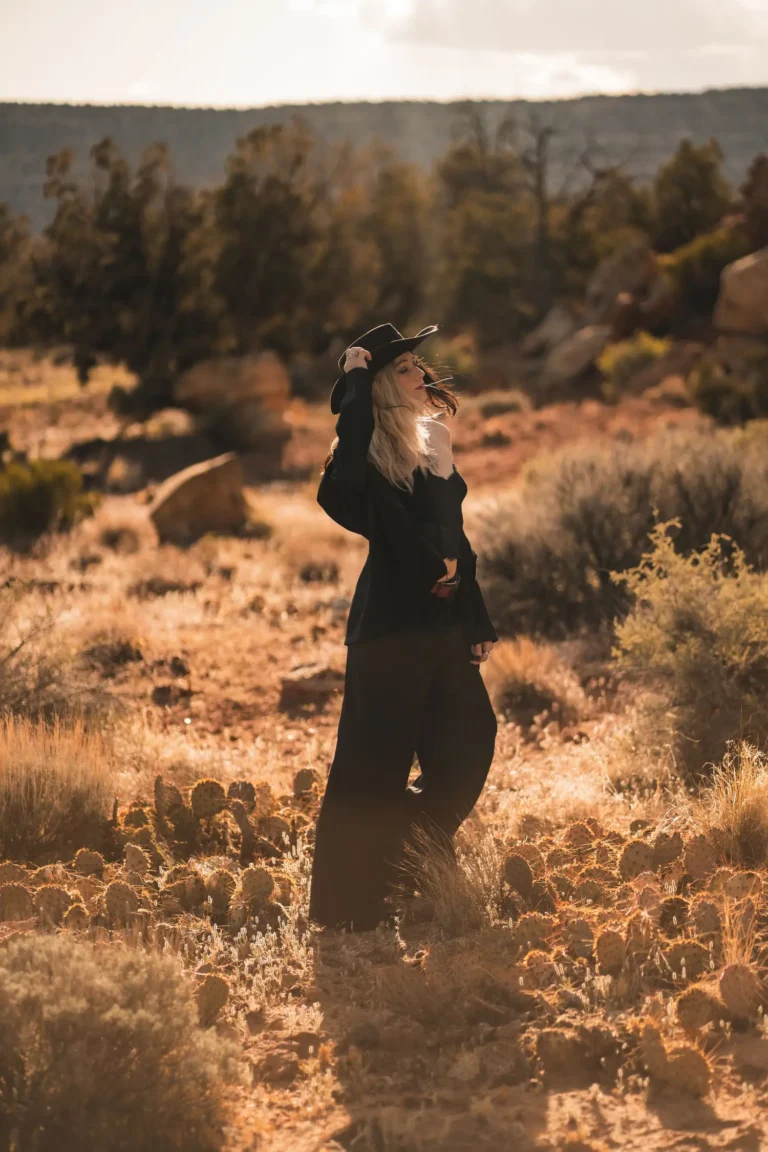 The west — Fashion editorial by Ray Captian for VOUS Magazine