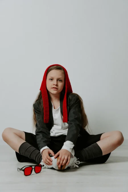 Elizabeth is outside the rules — Teen editorial by Засыпкин Егор for VOUS Magazine