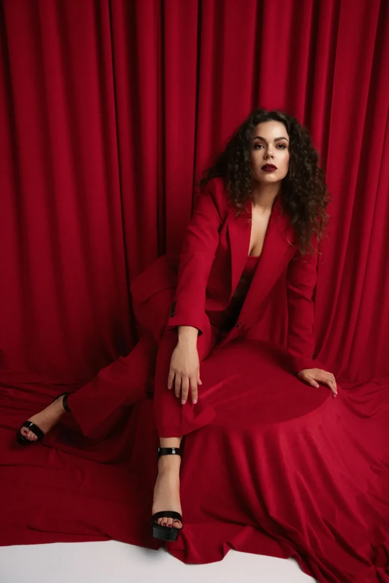 Red Bloom — Fashion editorial by Dorota Hładka for VOUS Magazine