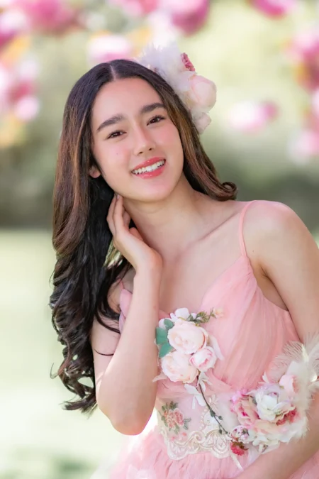 Maiden in a flower garden — Teen editorial by Carrie Crawford for VOUS Magazine