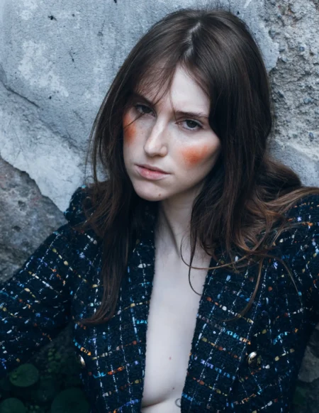 Fragile at first glance — Portrait editorial by Mila Ulchenko for VOUS Magazine