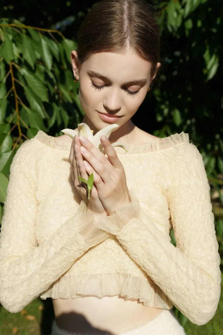The Garden Lily — Street editorial by Yuliya Erysheva for VOUS Magazine