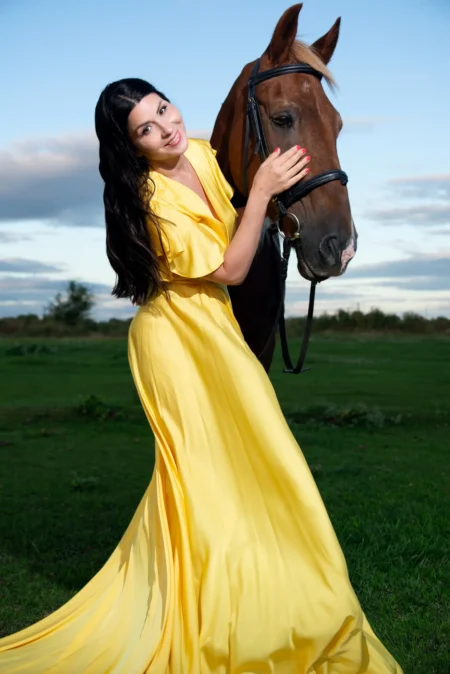 Lady in Yellow — photographed by Слюсарь Светлана for VOUS Magazine, September 2026 Fashion edition